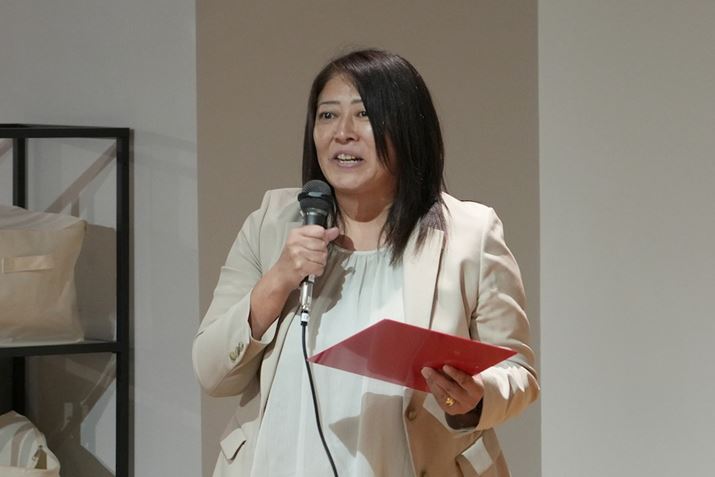 R𖱂߂As Hό ό𗬐i ̎REBe`[삵sPRĊAڂɗ܂𕂂ׂȂQ҂Ɋӂ̌tqׂĂ