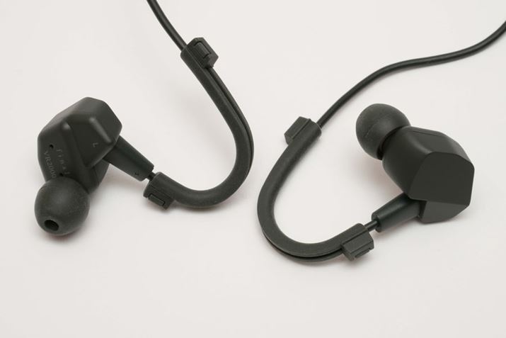 C[tbNɂ̓bN@\2tĂAP[uOɂȂĂ܂BeiXȊO͑܂܂ɂĂ܂傤