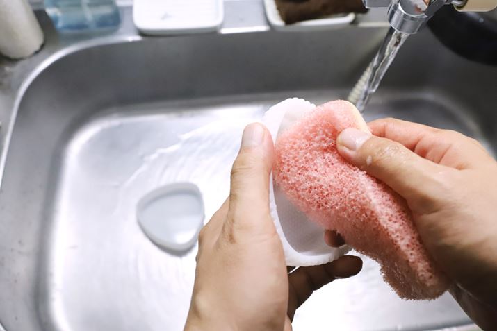 {IɃPA̓P[XƗBނ̏`ƊȒPɗ܂