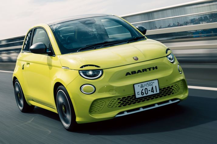 1,360kǧyʂȎԏdinb`obNjɁAōo155psAőgN235Nm𔭐鋭͂ȓd[^[𓋍ځBɁAOdʔz̉Pi57F43j60mm̃gbhgɂāAĈ悢ƃNCbNȃnhOAs萫𔭊