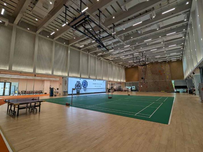 {ݓ͍L̈ق̂悤ɂȂĂAɃoXPbgR[g܂B̉ɑ싅oh~g̃R[gz