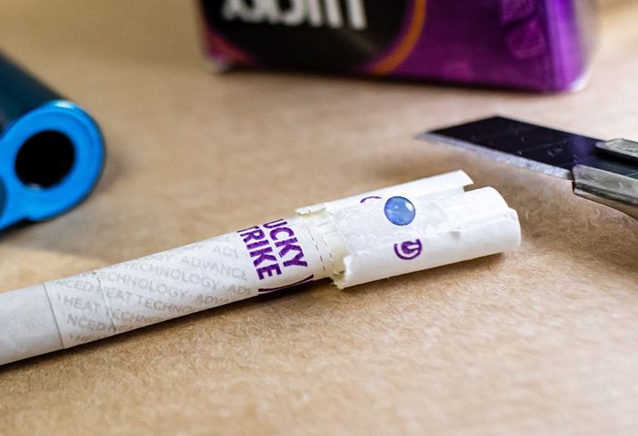 \[̃JvŹAʐ^̂悤ɃtB^[Ɏd܂Ă