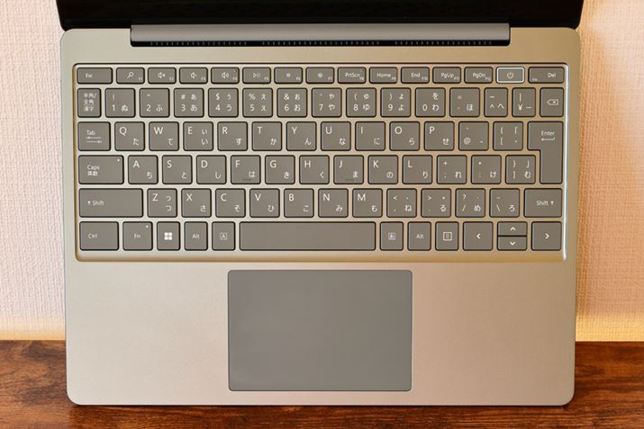 ꕔȃL[͂邪AC̃L[̃L[sb`͎Ŗ19mmŃ^CsO͂₷B^b`pbhL̎wg}`^b`ȂłB^m[gp\RƂĂ͑쐫͗ǍDƌ