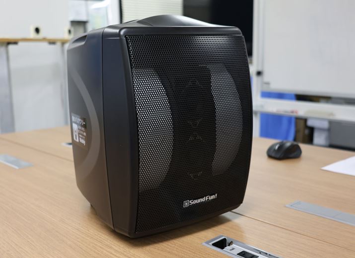 ƖpiƂēWJẴXs[J[BȖʐU́u~CXs[J[vɒʂZpBɂ͈ʓIȃR[^̃tWjbgڂĂ