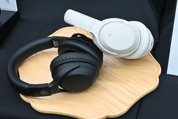 mCYLZO@\ڃCXwbhzuUX2000vBQ[~O[hځBmCYLZO@\͂ɂȂĂ邻BíuUX3000v͒ቿiɂȂ錩