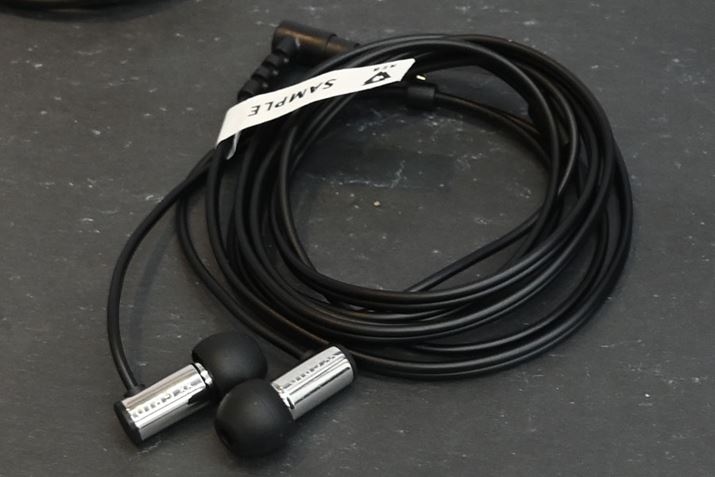 LCzuGRID01vBtB^[sƂ10ʂȏ̃`[jO\B1121ŁAi5,980~