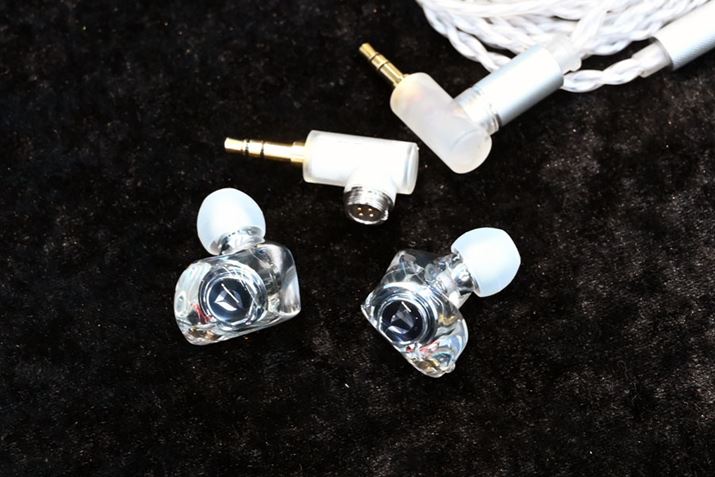 DITA̍ŐVLCzuProject MvB_Ci~bN^hCo[+BA^hCo[AXPg{fBA~C[s[XȂǁA܂łDITACzɂ͂ȂV@̃Cz