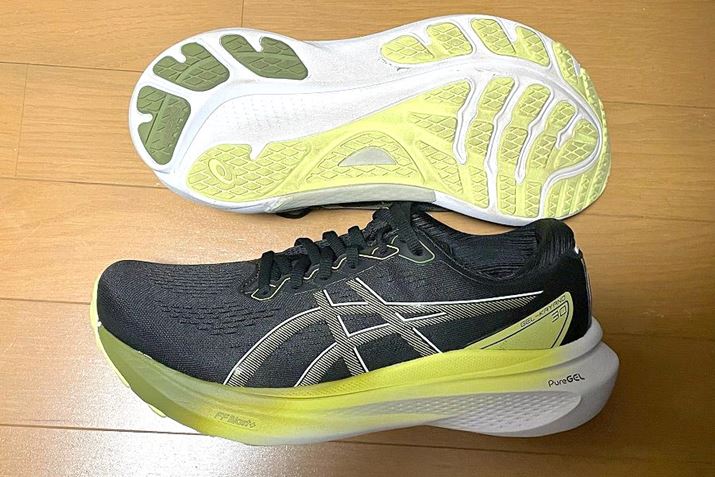 AVbNXuGEL-KAYANO 30v́uBlack/Glow YellowvBTCgíA19,800~iōj