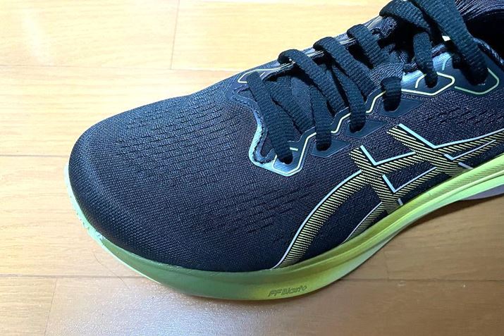 Abp[ɂ́AʋCƃtBbgxŒǋbVfނ̗pB܂AV[^[Abp[ɘAKZbg^̗p邱ƂŁÃtBbgɍ߂Ă