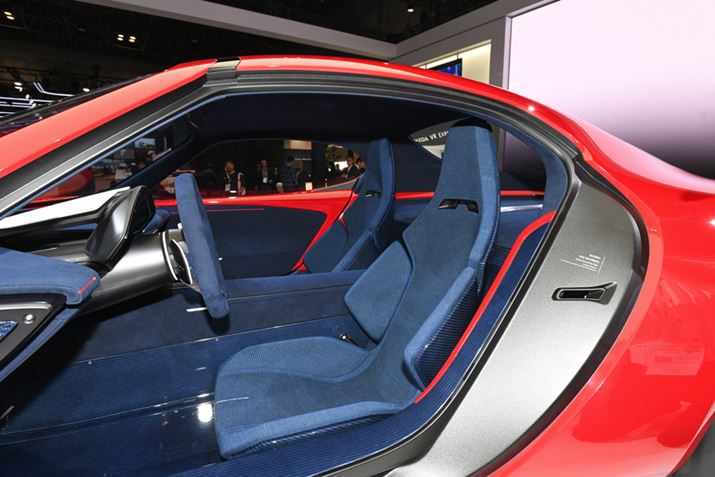 uACRjbNSPv2V[^[ŁACeA̓Ȃǂ͊ɔzꂽfނ̗pĂƂ