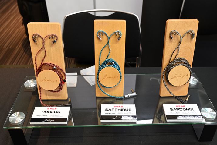 Luminox AudiouRUBEUSviʐ^jAuSAPPHIRUSviʐ^jAuSARDONIXviʐ^jBi͍50,000~OA60,000~OA120,000~O\