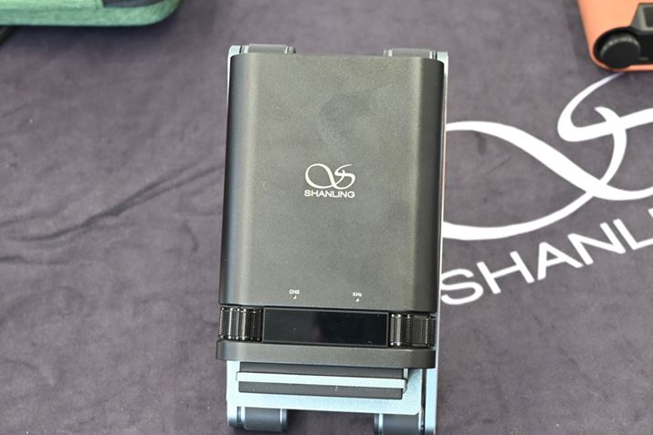 ShanlinguH2vBЎŌyXƎ^тłRpNg{fBɁABluetooth@\A[Jt@CĐ@\A4.4mm/3.5mmwbhzo͂Ȃǂ̑ʂȋ@\𓋍