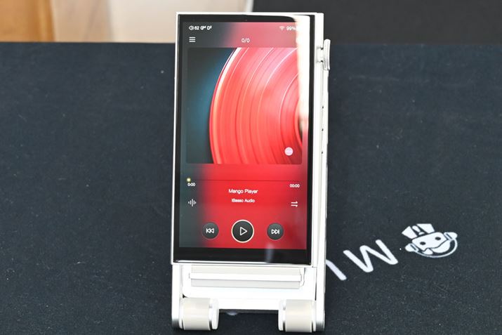 VDACH\̗pƂiBasso AudiouDX260vB10~Oł̓\肵Ă