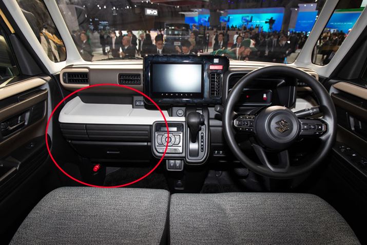 uXy[VA RZvgv̓BȑOiԊەjȂǂɂAReiv킹fUC̗pĂ