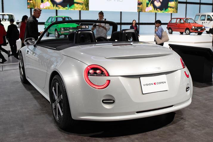 urW RyṽAfUCBe[v̑`ЂƂĂAȂ荞܂Ă邱Ƃ킩