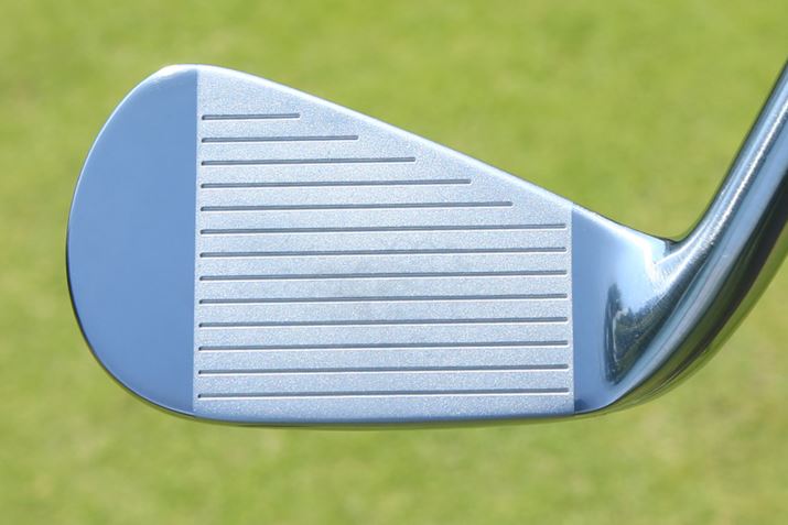 tF[Xfނɂ͑SԎASUP-10ƌĂ΂ol|̗pB́uTV[Yv̂ق̃f߂̔ԎɎgpĂfނłB4Ԃ7Ԃ܂ł̓wbhɃ^OXeEFCgAe}Ă܂