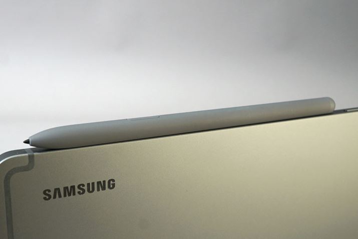 R̃y^ubg̋Zpꂽ{iIȃyfoCXB{̂ɓ