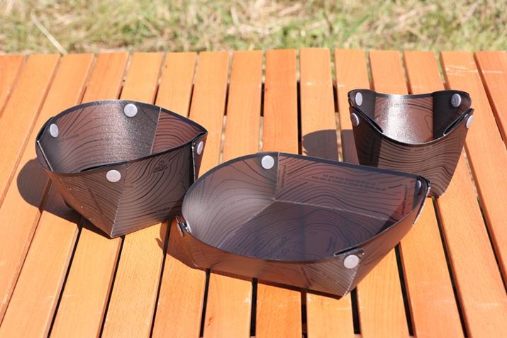 gݗĂԁBpeʂ́A{EijƃfBbVij500mLŁAJbviEj250mLł