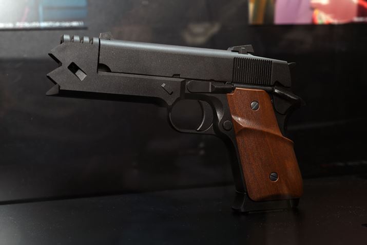 u瑩̏ev̎I XpCNt̃XgCNv[gTXgt̃ObvȂǁA쒆̃fUCɍČĂ܂