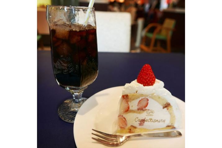 usƃXgvŁADҌgăV[gP[LƃACXR[q[܂