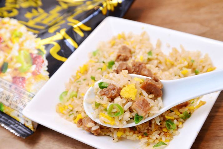 ɂĂ܂BĂ̐HȂǂ́u`[nvƁuU`[nvɑ卷܂