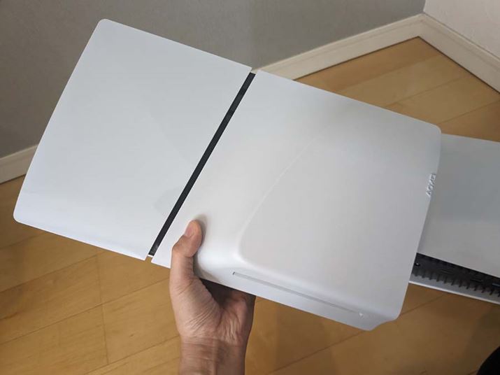 ^̓TCYƏdʂ傫߁AЎŎ̂͂Ȃ茵łAV^͕ʂɎĂႢ܂BȂ݂ɐV^͖3.2sA^4.5s