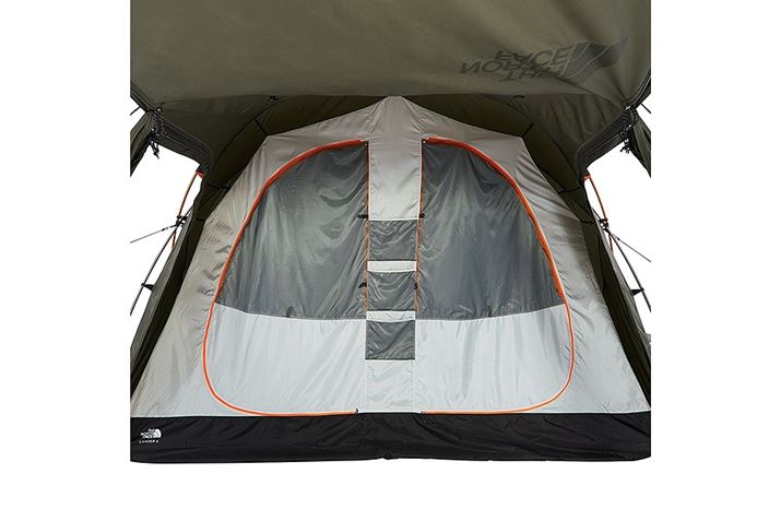 ݂艺̕tCi[egBeg͑l6lɏAQłL