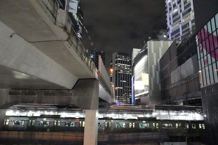 6700AE18-135mm F3.5-5.6 OSSA18mmi35mmZ27mmjAF8A1/50bAISO32000AzCgoXFI[gANGCeBubNFSTBeʐ^i6192×4128A22.9MBj