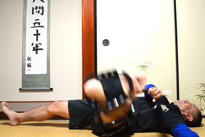 EɐU΁AҊ֐߂]؁A\؁ił񂫂jȂǂ̃Xgb`