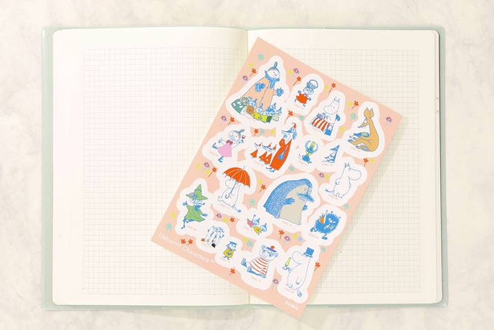 XebJ[V[gB[~⃊g~CAXitLƂAȂ݂̃LN^[J[ŕ`ĂBt@ȂAǂɂǂ\邩l邾ły͂