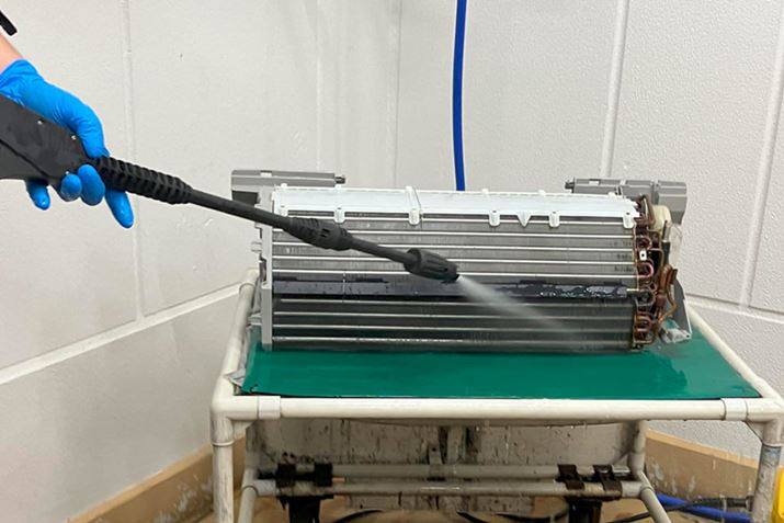 tB̉uVŗƂ́A@ŃtB̉⌄Ԃɂтtt􂢗܂