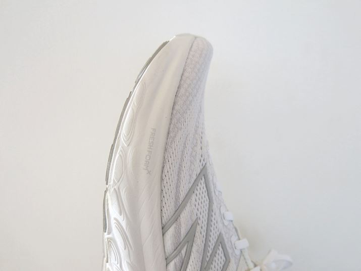 ܐ悪Ȃ炩ɔオ`̗pBJ[u}߂Ȃ̂ŁÂтEH[LO^E[XɂKĂ