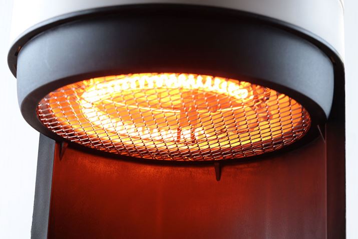 V[Yq[^[ƔׁAJ[{q[^[͑Mɂ邢ۂAϋv͏邽߁AuHAC-AFP01v̓q[^[ɃlbgzuAe킪ĂjɂĂ܂Bd͂650W