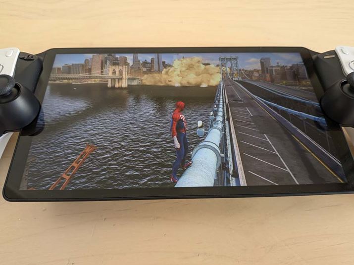 tHD̉tfBXvC͌gуQ[@Ƃď\ꂢ