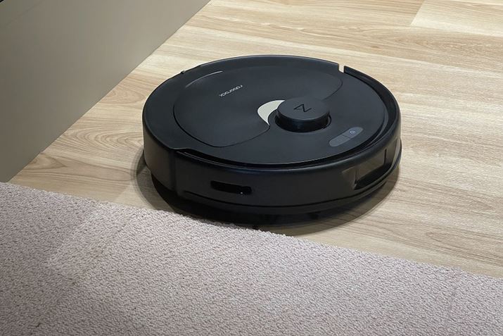 OIɂ́uS8 Pro Ultrav畨{^ЂƂ炢ŁAقڕς͂Ȃ