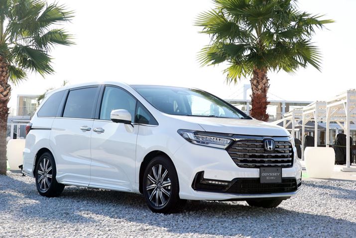 2021Nɓ{ł̔̔IĂz_uIfbZCvA2023N128ɍĔ̂JnB̈ꕔǂł́A2ڃLveV[g̓duBLACK EDITIONvƌĂ΂VO[h̒ǉȂǂIB摜̃O[h́AueFHEV ABSOLUTEvi{fBJ[̓v`izCgEp[j