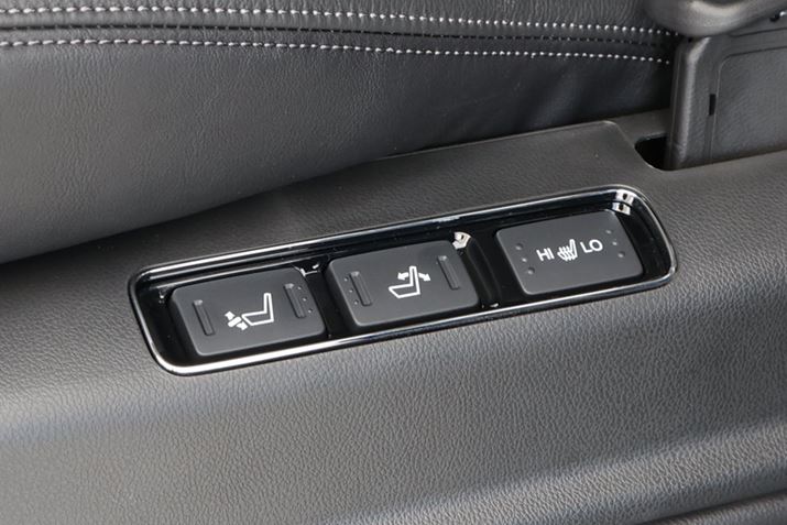 Ibg}ƃNCjO̓d@\AV[gq[^[ꂽ4EFCp[V[ǵASԕW