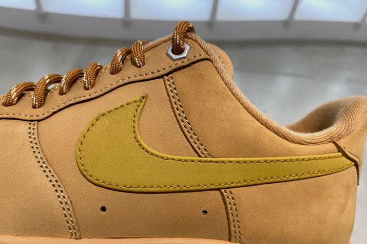 TCh̃XEbV͒ʏ̃U[ɐ؂ւĂA肰ȂANZgYĂ܂