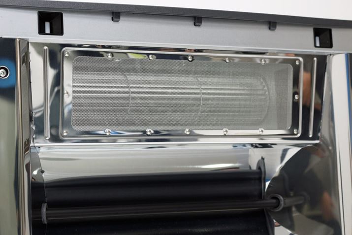 ہA㕔̃t@ғOʂ畔̋C荞݂܂A̋C̗őOʃpl̉x㏸}B@\𓋍ڂ炱łS݌vł