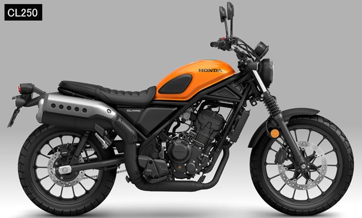 uCL250v́AtgzC[aƂƂɃAオĂ邽ߐ̃bNXBԑ̃TCÝuu250v2,205iSj×820iSj×1,090iSjmmŁAuCL250v2,175iSj×830iSj×1,135iSjmm