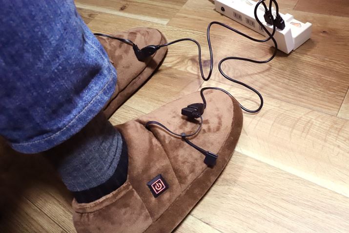 _CNgɋd邱Ƃ\ŁÂƂɊpłUSBP[utĂ܂BAȂȂ鎞_ŃXbp̈Ӗ͂܂Ȃ