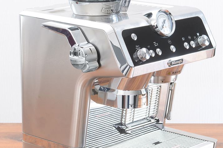 Ė{̍ɂ郌o[A^sO̍ۂɎgṕB̃^p[o[OɈŁAtB^[z_[̒ɂR[q[ψɃ^sOł܂