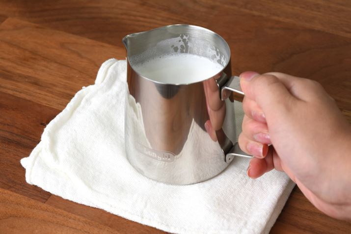 ɂӂ~ȀŃ~NWO̒yłđ傫AׂA~`悤Ƀ~NWO񂷂Ƃߍׂ₩ȖAł邻