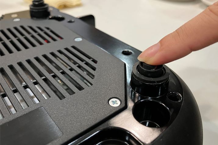 Ǝ̃_p[\ŁA̍tCpuՌ𐔐sĂ̏jɂ݌vɂȂĂ邻ł