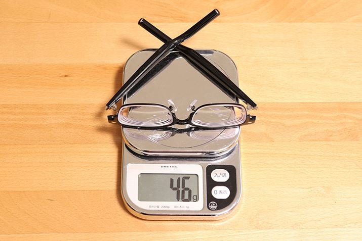 ͋xߎŁAYx͉E-7.25A-8.50BuOWNDAYS × HUAWEI Eyewear 2vł́At[Ƃ킹ďdʂ46gɂȂ܂BtBbg悢̂ŁAdɂɊ邱Ƃł܂B܂AIf[Ył́Aܗ1.74̔^񋅖ʃYǉȂō̂ꂵł