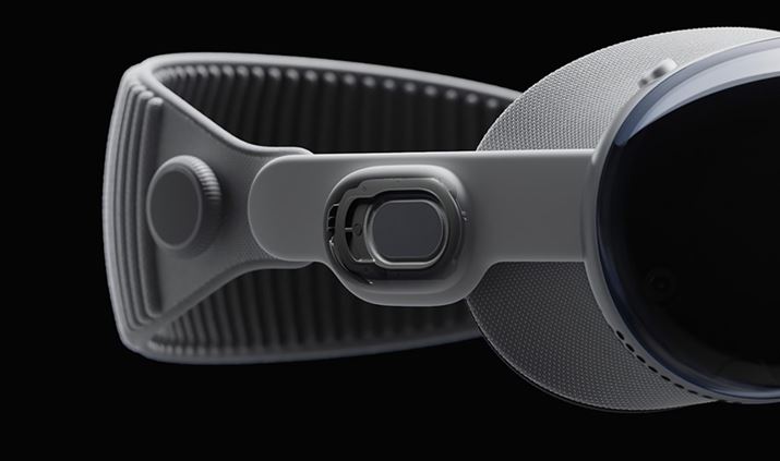 {̂̍EʂɃfAhCo[̃Xs[J[uApple Vision Prov́AAbv́uǂȂCXwbhzvłƌ܂