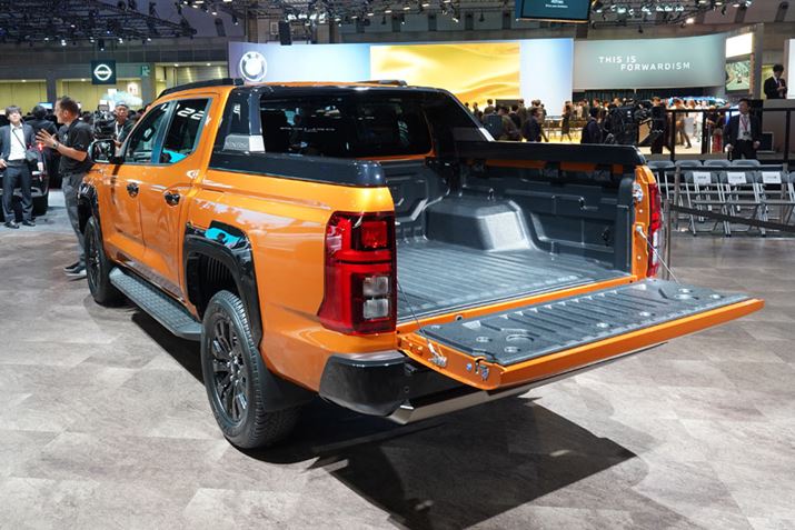 sbNAbvgbNłV^ugCgv́A㕔ɍLȉ׎Ă