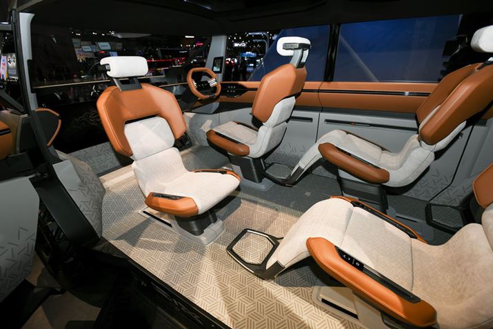 V[gŜ㉺āÅiɍ킹炵̂悢ʒuɐݒłpm~bNV[gSȂɍ̗pB܂AxeȂǂɂ͌ɉ]邱ƂŁASŉby߂鎺Ԃ肾Ƃ