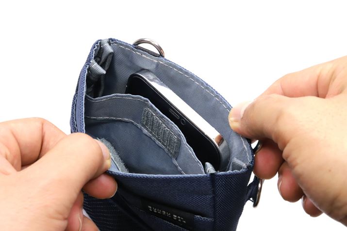 |PbgɁuiPhone 12 Pro MaxvꂽƂB}`]T邽߁A˂ŃX}zôNł