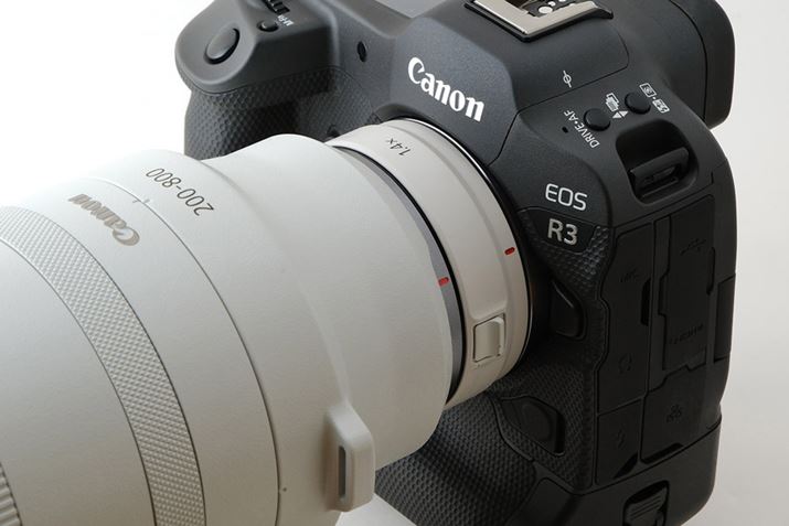 uEXTENDER RF1.4xv𑕒Əœ_1120mmƂȂ܂AJil1iÂF13ɂȂ܂